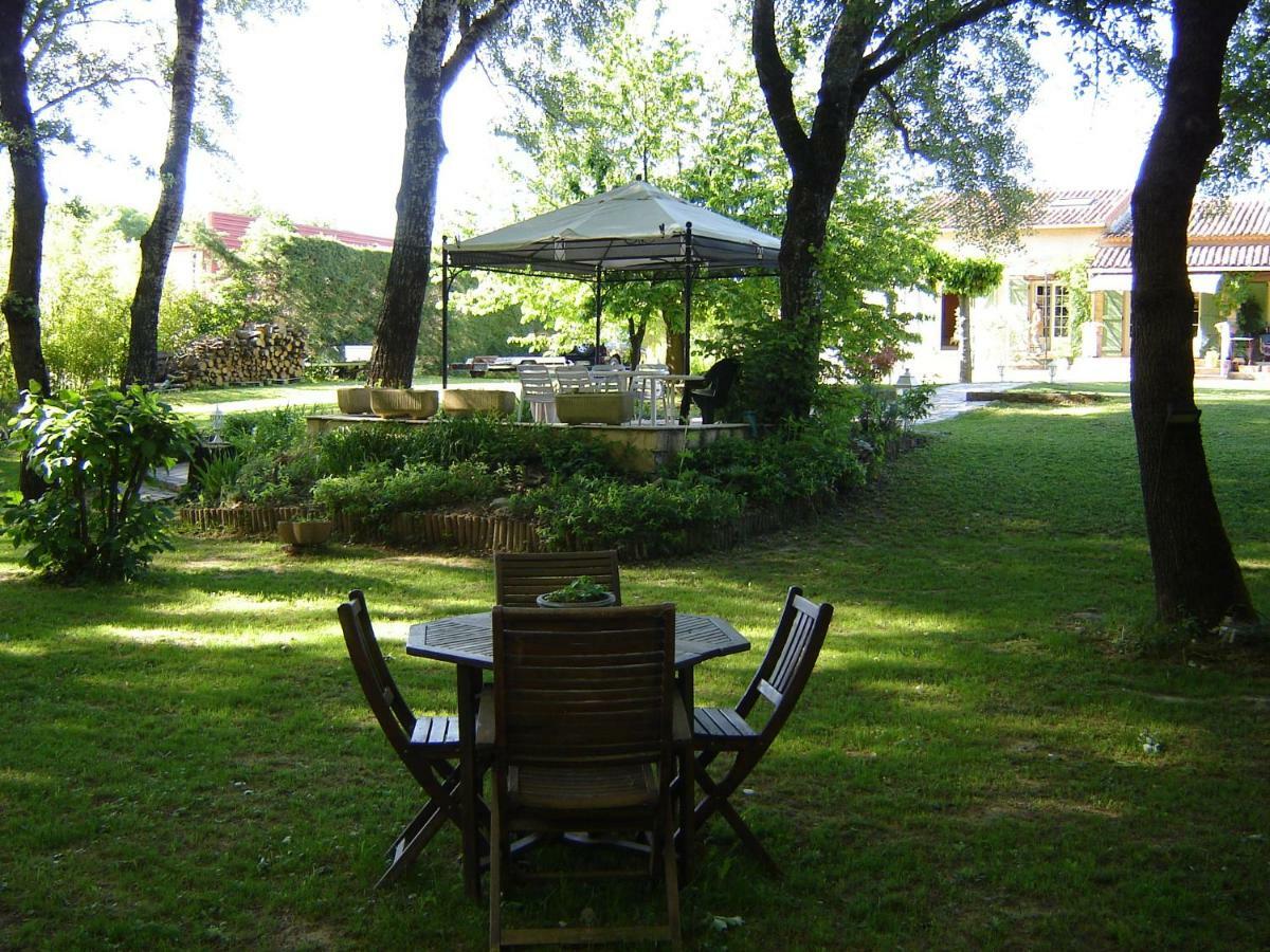 La Mansardiere Villecroze Exterior photo